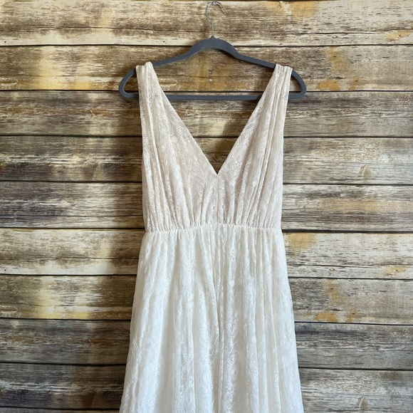 Elizabeth Dye Boho Lace Wedding Dress Size 4 - Picture 3 of 10